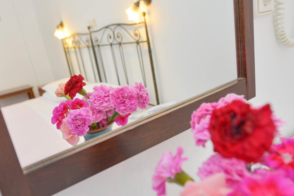 Artemon Hotel Artemonas Luaran gambar